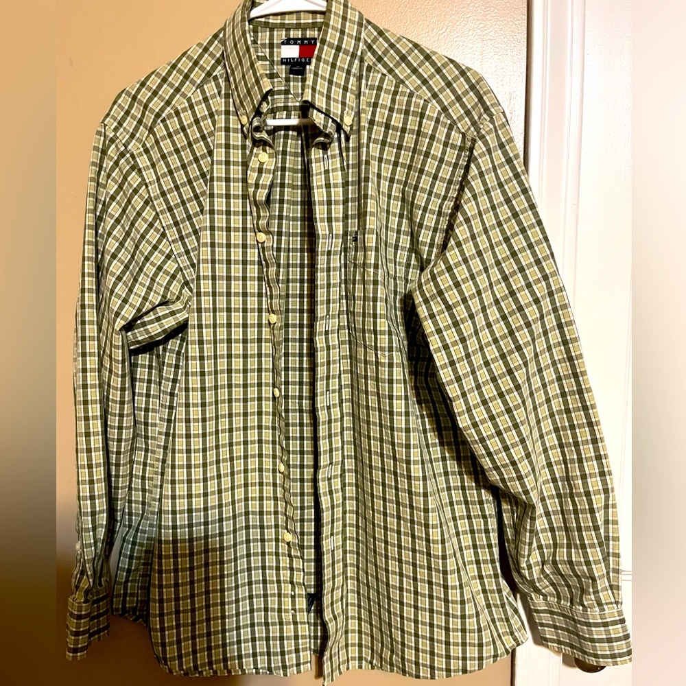 Tommy Hilfiger Green Button Down Long Sleeve Men Medium Shirt